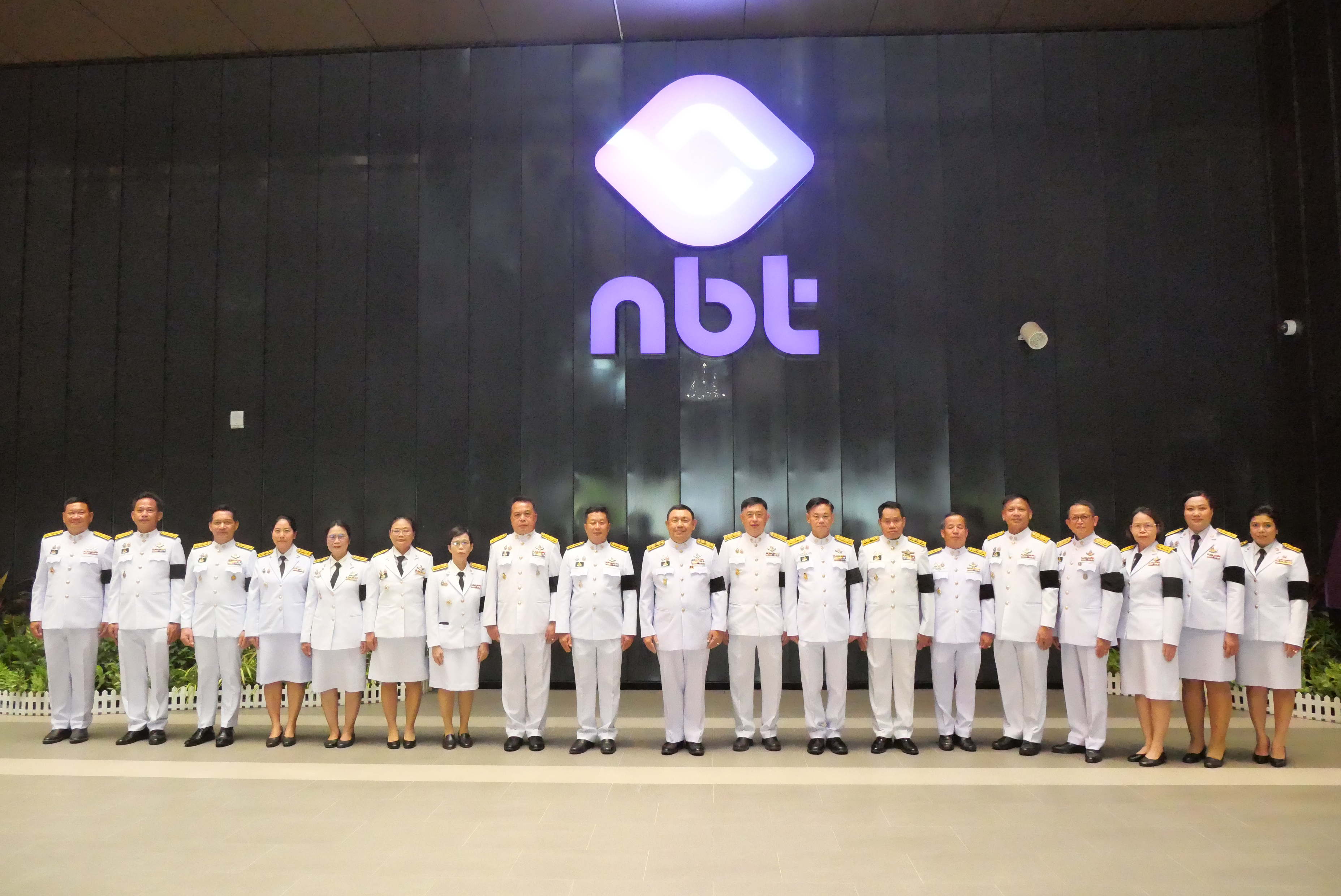 title - คณะผู้บริหาร ส.ป.ก. บันทึกเทปถวายพระพรชัยมงคล สมเด็จพระนางเจ้าสุทิดา พัชรสุธาพิมลลักษณ พระบรมราชินี เนื่องในโอกาสวันเฉลิมพระชนมพรรษา 48 พรรษา